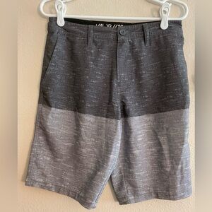 VALOR Men's Walking Gray Shorts‎ size 28